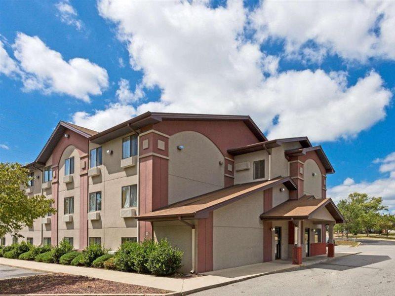 Отель Super 8 By Wyndham Lexington Park/California Area Экстерьер фото